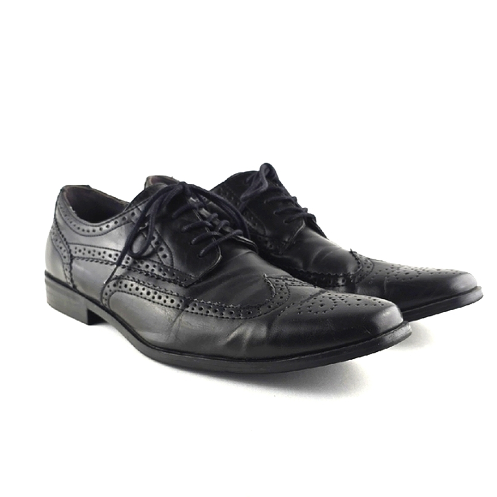 GUESS Men's Classic Black Oxford Wingtip Lace Up Dress Shoes Lightweight Sz 10.5